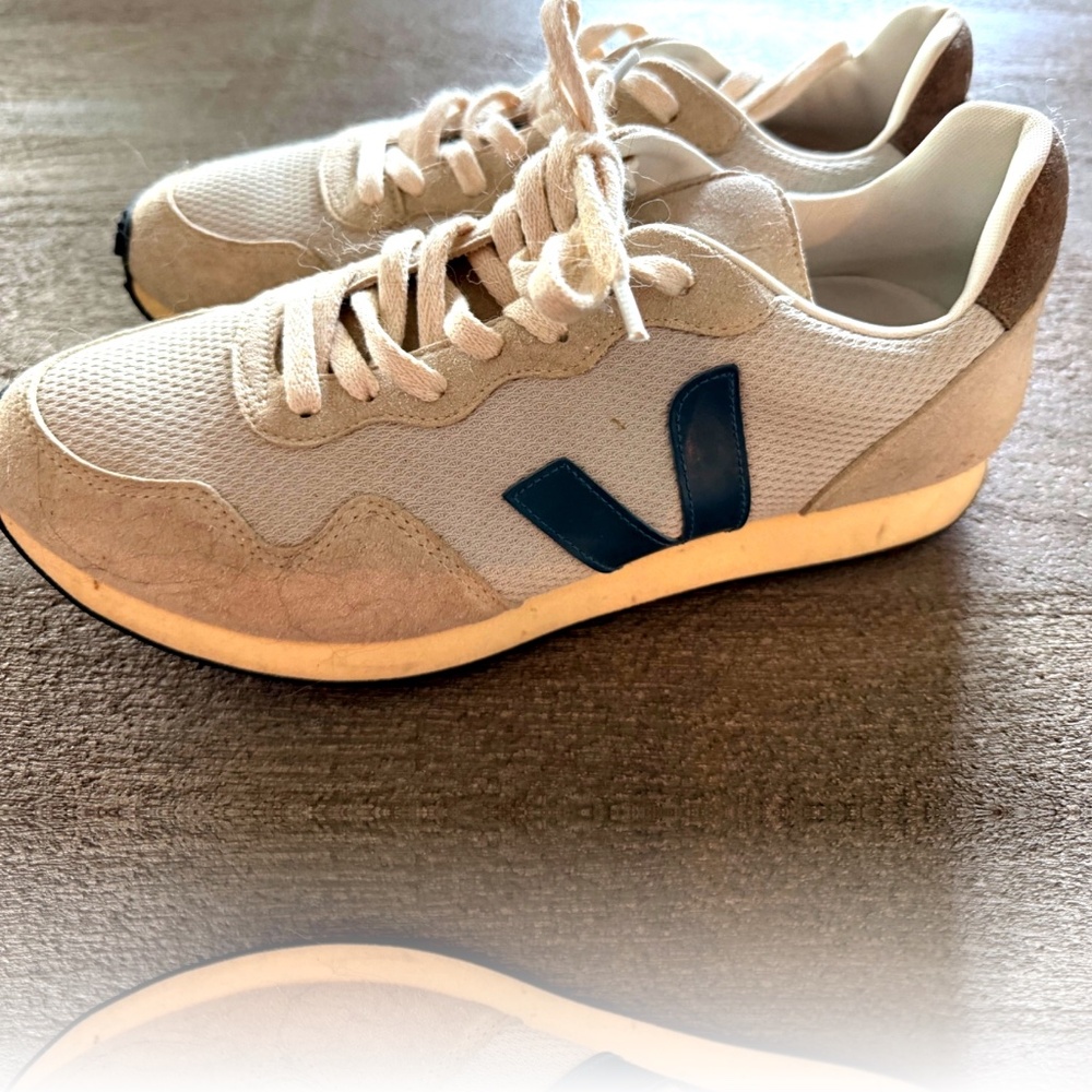 Veja Men’s Sneakers